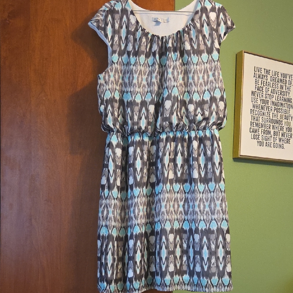 Robbie Bee Blue and Gray Geometric Dress